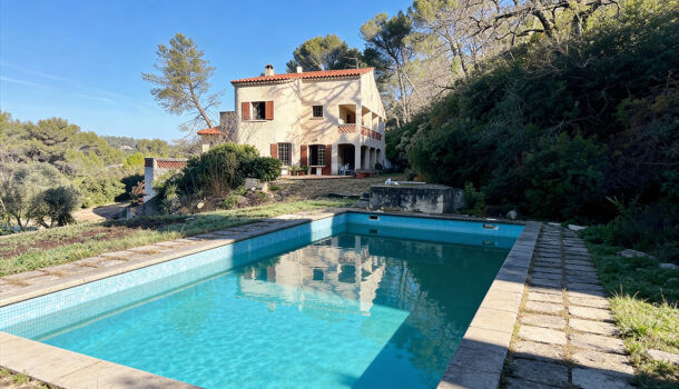 Villa / Maison 6 pièces  à vendre Roquevaire 13360