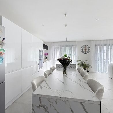 Maison 7 pièces 361700 €