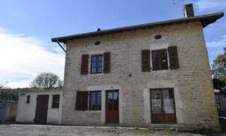 Maison 6 Pièces 139 m² à louer à Aromas (39240)