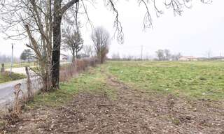 Terrain  36700 m² à vendre à Caussade (82300)