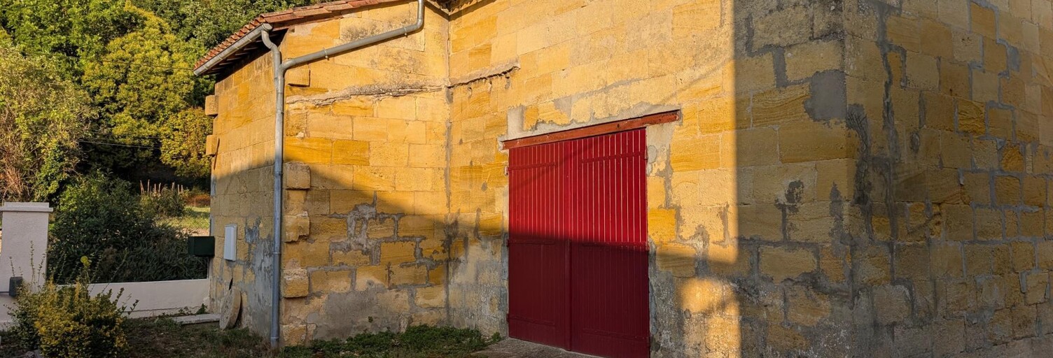 Garage   m² à vendre à Tabanac (33550)