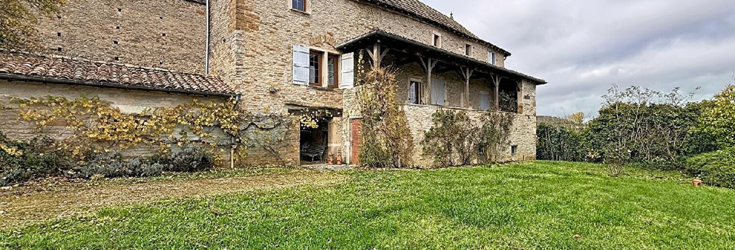 Maison 8 Pièces 158 m² à vendre à Laizé (71870)