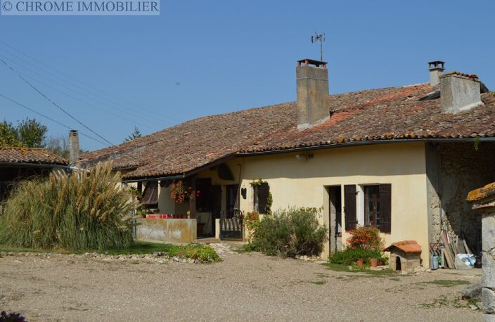 Bel ensemble en pierre — photo 4