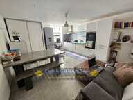 Immeuble - 233.71m ² — photo 2