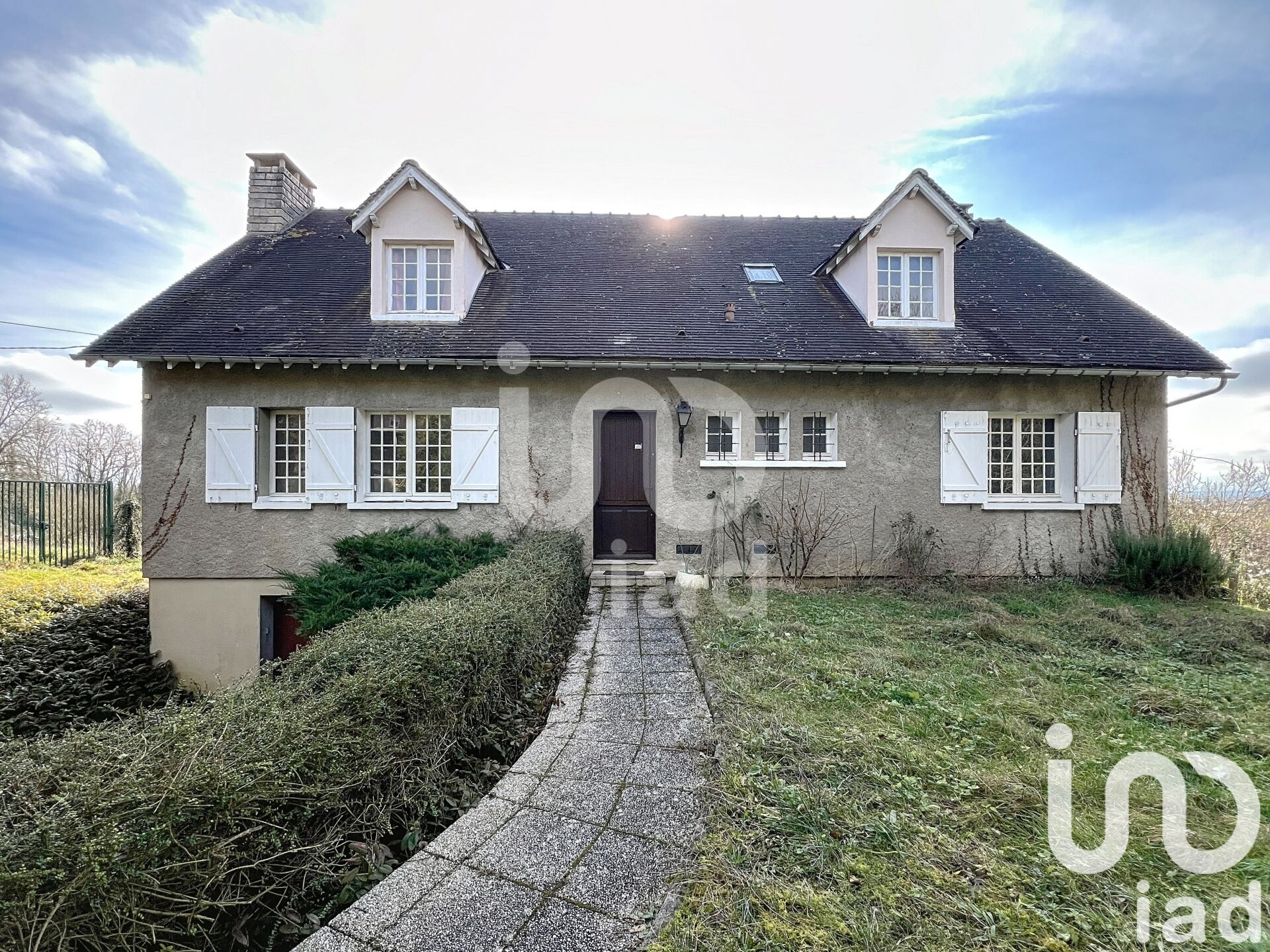St-Florentin - 166m² - 8p. - 6ch.