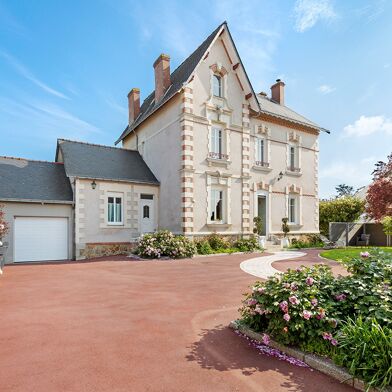 Maison 7 pièces 549000 €