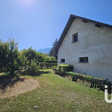 Maison 7 pièces 299995 €