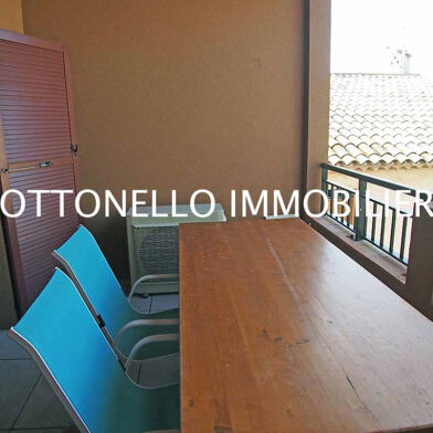 Appartement 2 pièces 725 €