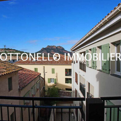 Appartement 2 pièces 725 €