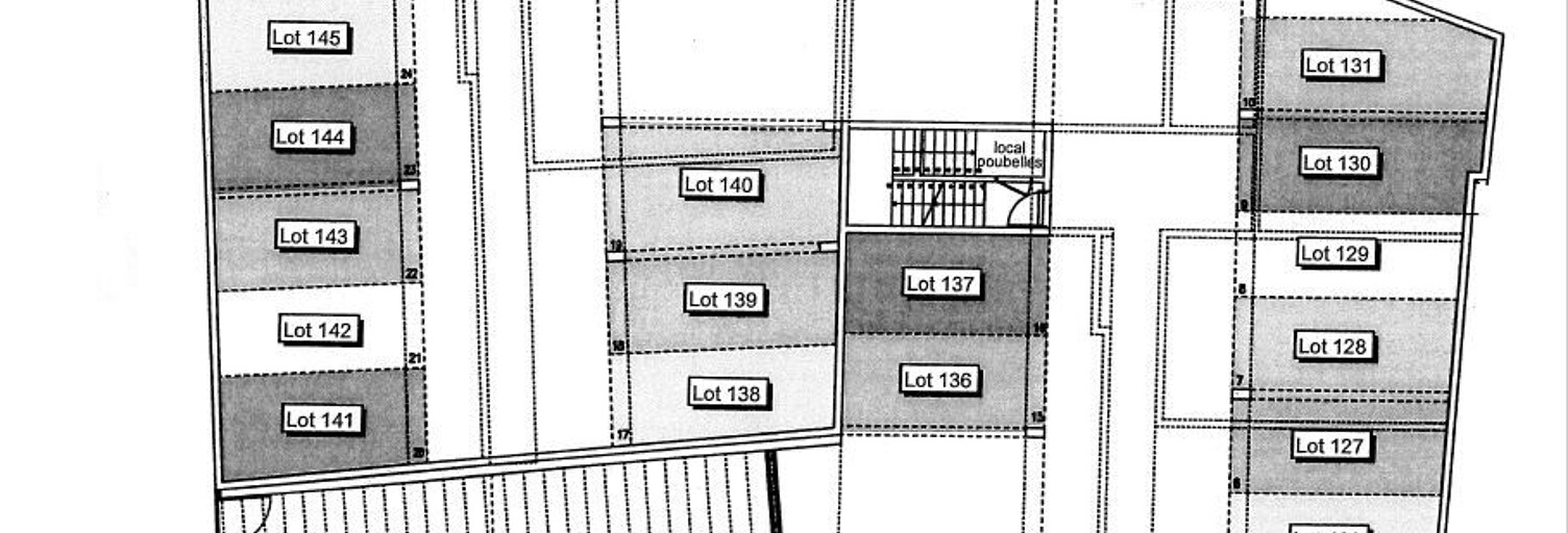 Garage  13 m² à vendre à Saintes (17100)
