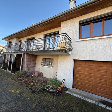 Maison 9 pièces 245000 €