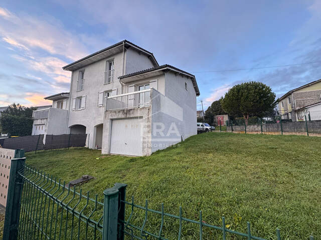 Maison à vendre à Blaye - 4 pièces, 3 chambres, garage — photo du bien