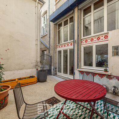 Appartement 7 pièces 750000 €
