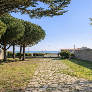 Maison 4 pièces 840000 €