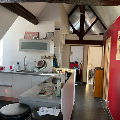 Appartement 3 pièces 771 €