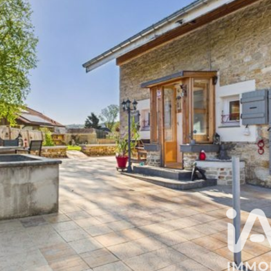 Maison 4 pièces 300000 €