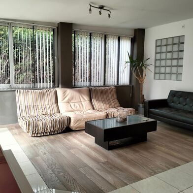 Maison 7 pièces 499900 €