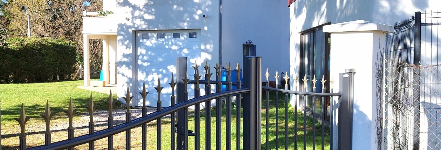 Maison 7 Pièces 180 m² à vendre à L'Hospitalet-du-Larzac (12230)