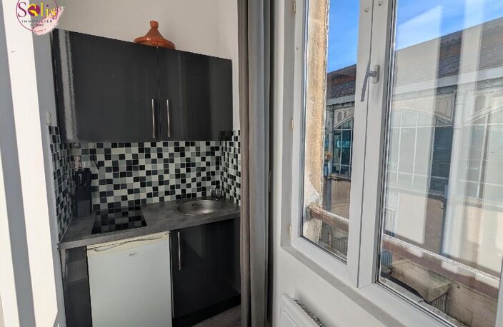 Location appartement 1 pièce 24 m² à Cognac (16100) — photo 3