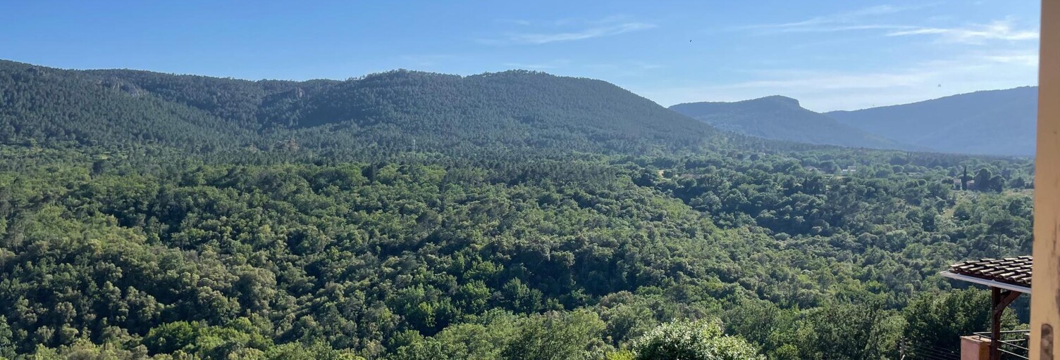 Appartement 3 Pièces 50 m² à vendre à Bagnols-en-Forêt (83600)