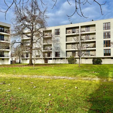 Appartement 4 pièces 288750 €