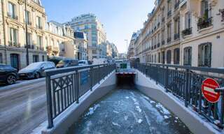 Garage   m² à vendre à Paris 17 (75017)