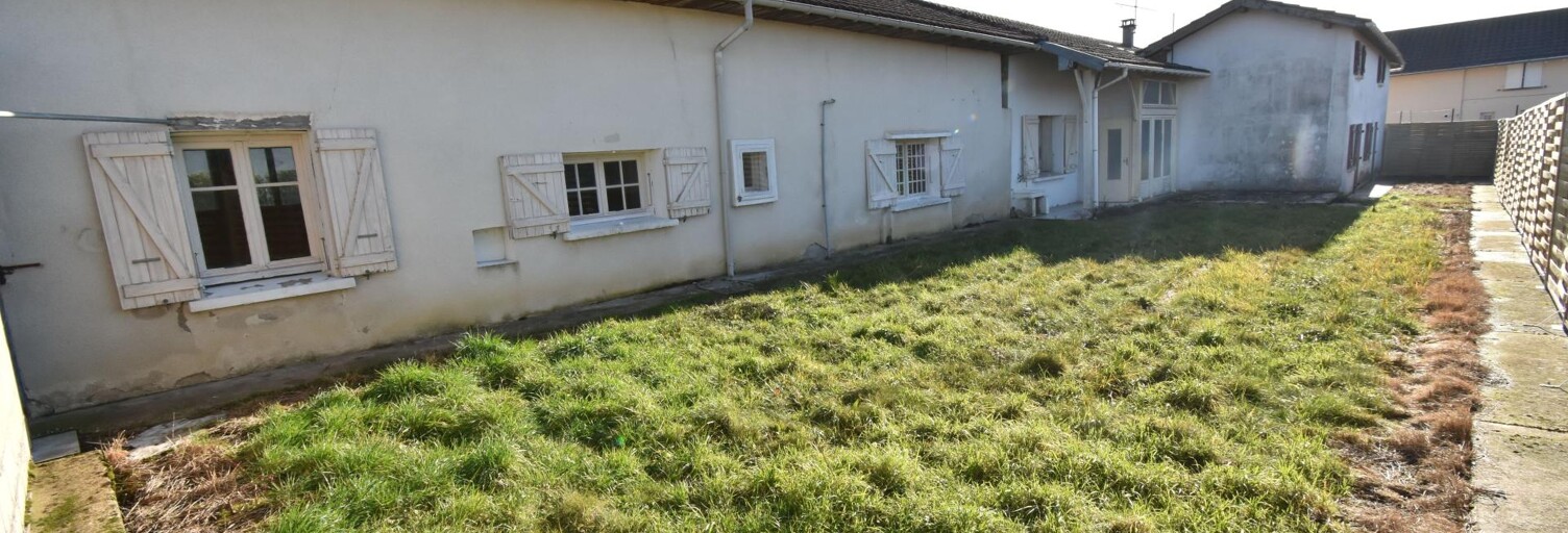 Maison 23 Pièces 236 m² à vendre à Feillens (01570)