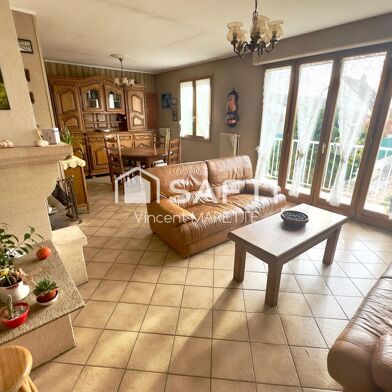 Maison 8 pièces 332000 €