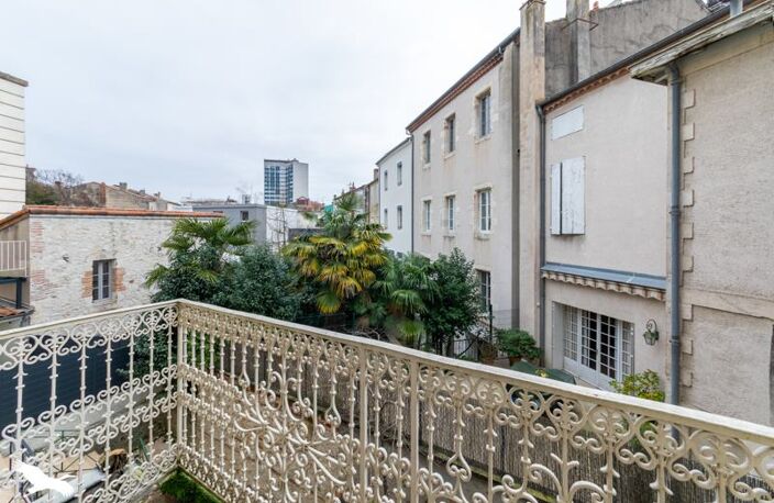 Vente maison 6 pièces 180 m² Agen (47000) — photo 2