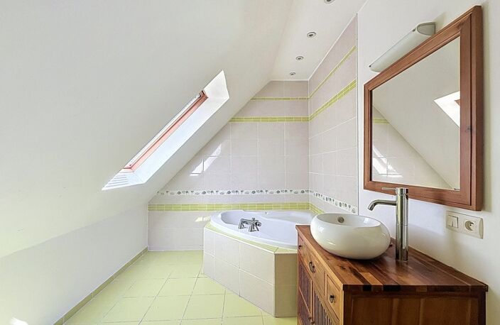Contemporaine de 6 pièces principales — photo 4