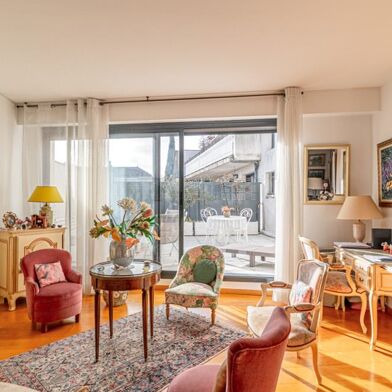 Appartement 4 pièces 596000 €