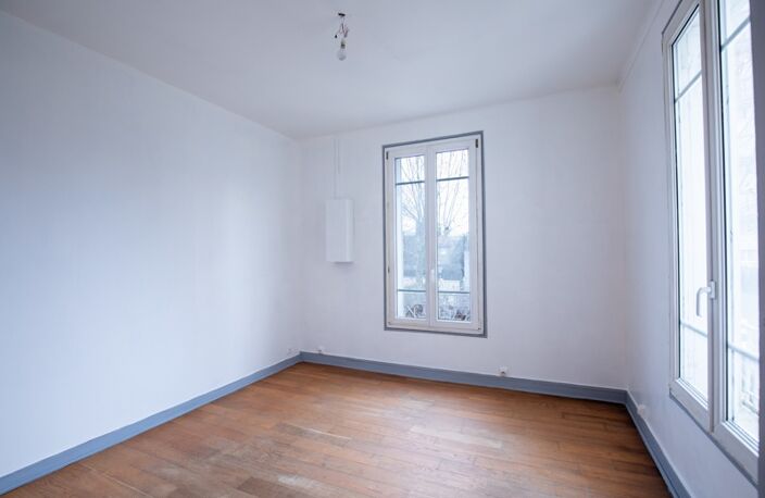 Maison en pierre de 4 pièces principales — photo 5