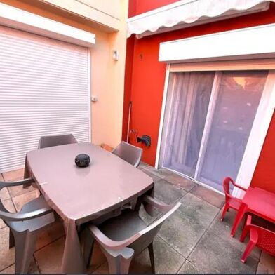 Appartement 3 pièces 176700 €