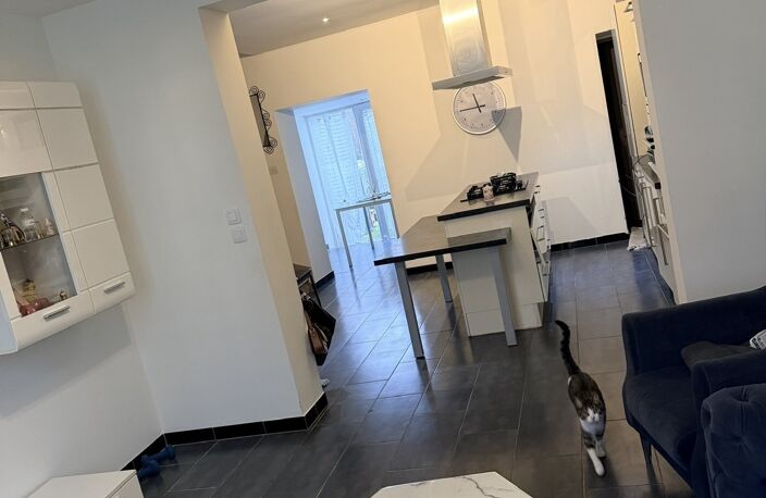 Vente Maison/villa 6 pièces — photo 2