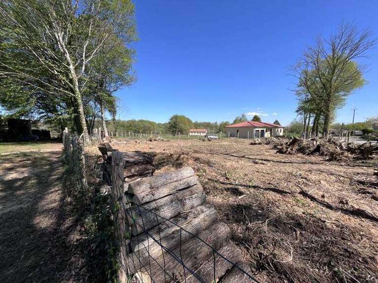 Terrain à bâtir de 0 pièces principales — photo 1