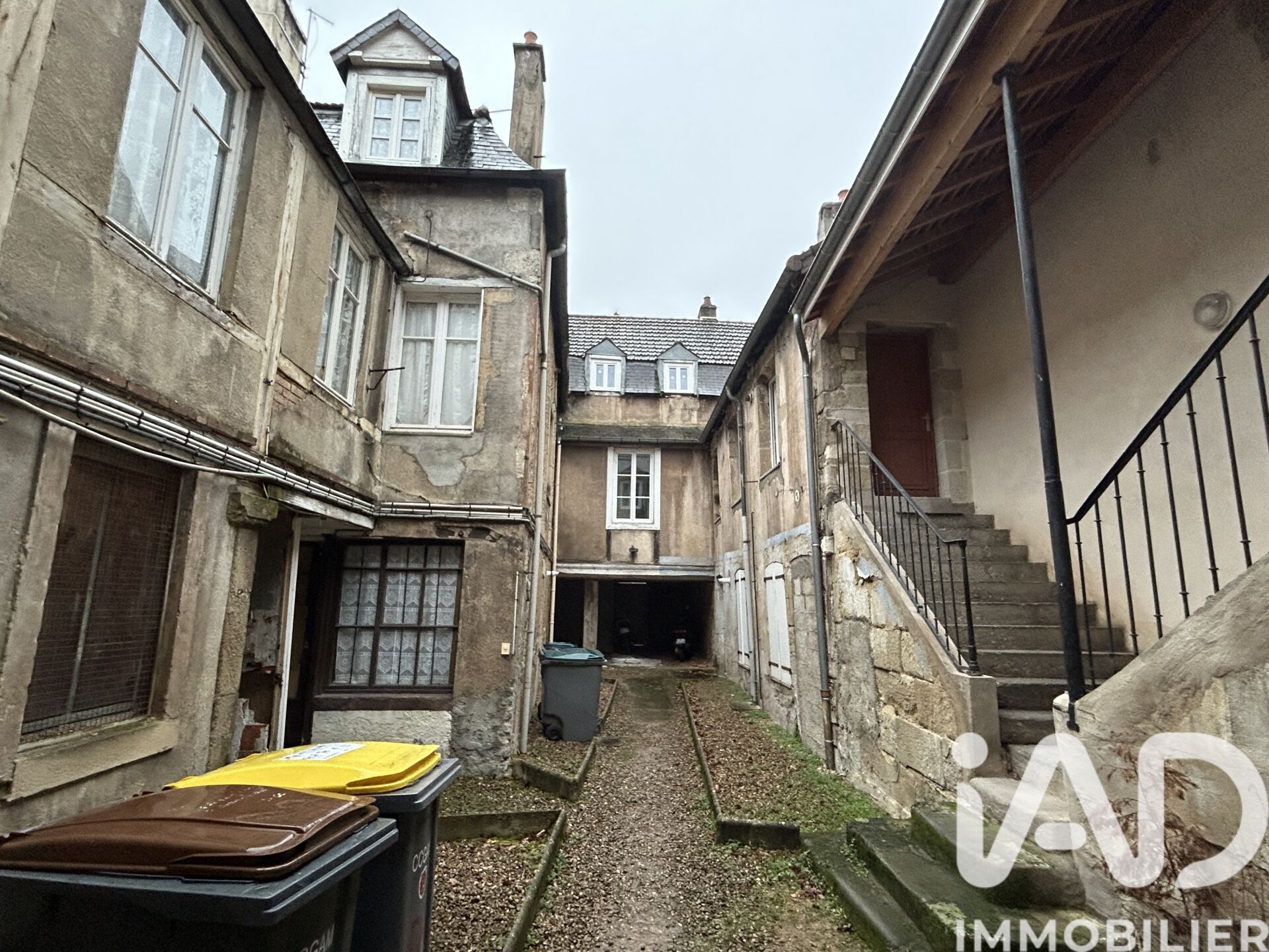 Vente Immeuble 730 m² - Photo 2