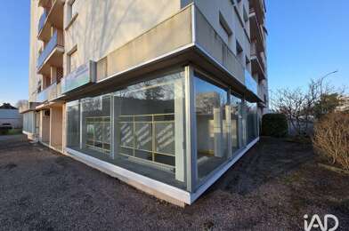 Commerce  44500 €