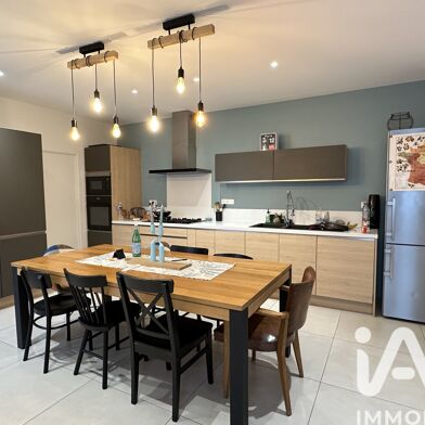 Appartement 6 pièces 355000 €