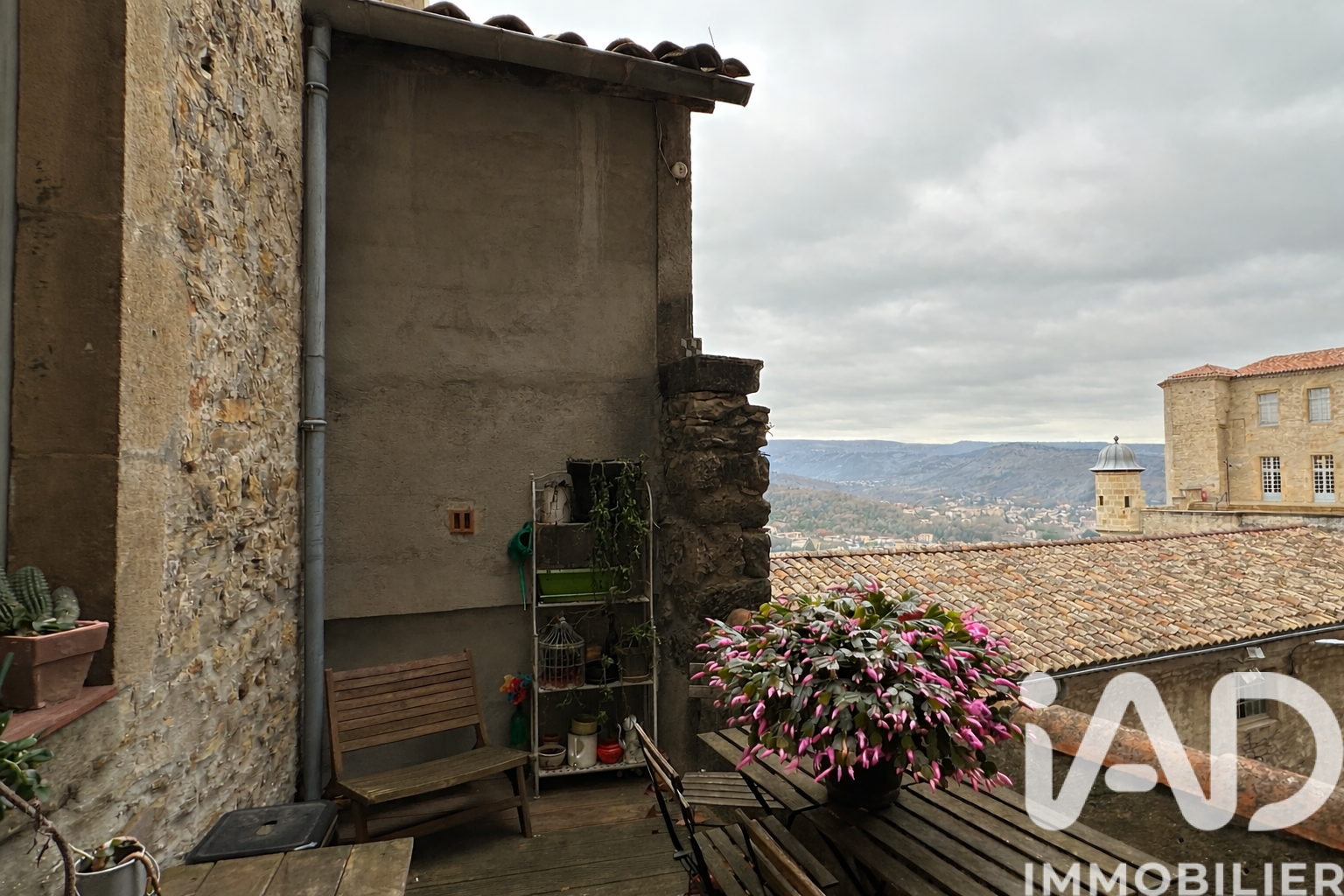 Vente Appartement 6 pièces - Photo 2