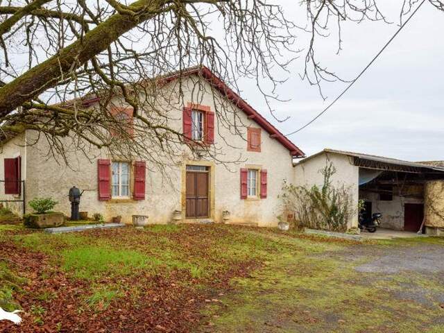 Ferme (tte) de 6 pièces principales — photo du bien