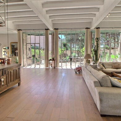 Maison 6 pièces 1352000 €