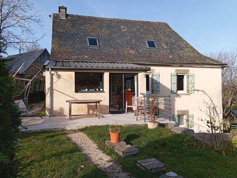 Maison en pierre de 5 pièces principales — photo 1
