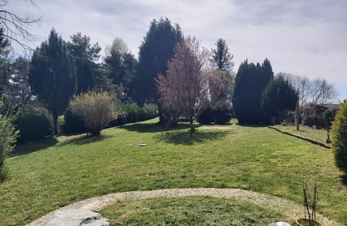 Maison en pierre de 5 pièces principales — photo 2