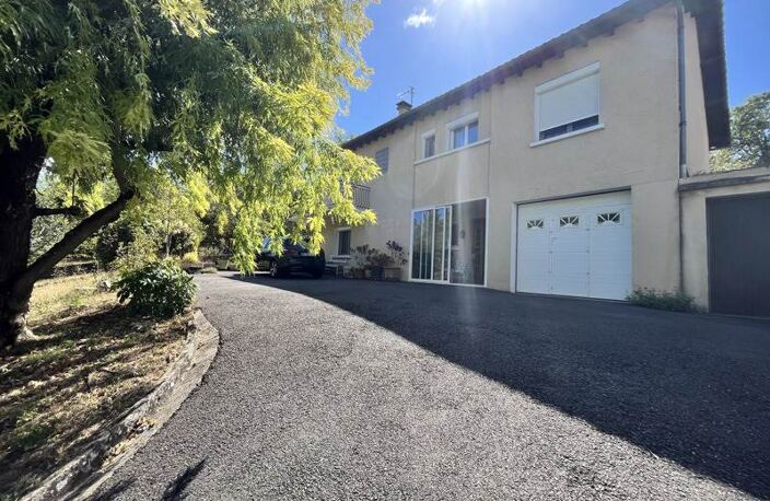 Vente maison 7 pièces 157 m² Villefranche-de-Rouergue (12200) — photo 3