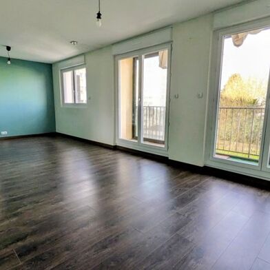 Appartement 4 pièces 182069 €