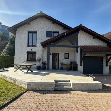 Maison 4 pièces 440000 €