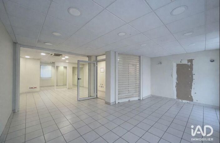Vente Murs commerciaux 155 m&sup2; — photo 2