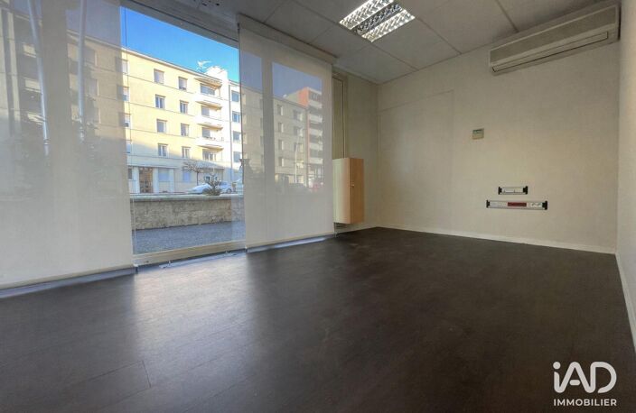 Vente Murs commerciaux 155 m&sup2; — photo 4