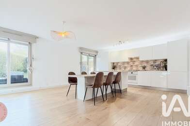 Appartement 3 pièces 275000 €