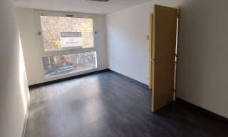 Bureau  150 m² à louer à Perpignan (66000)